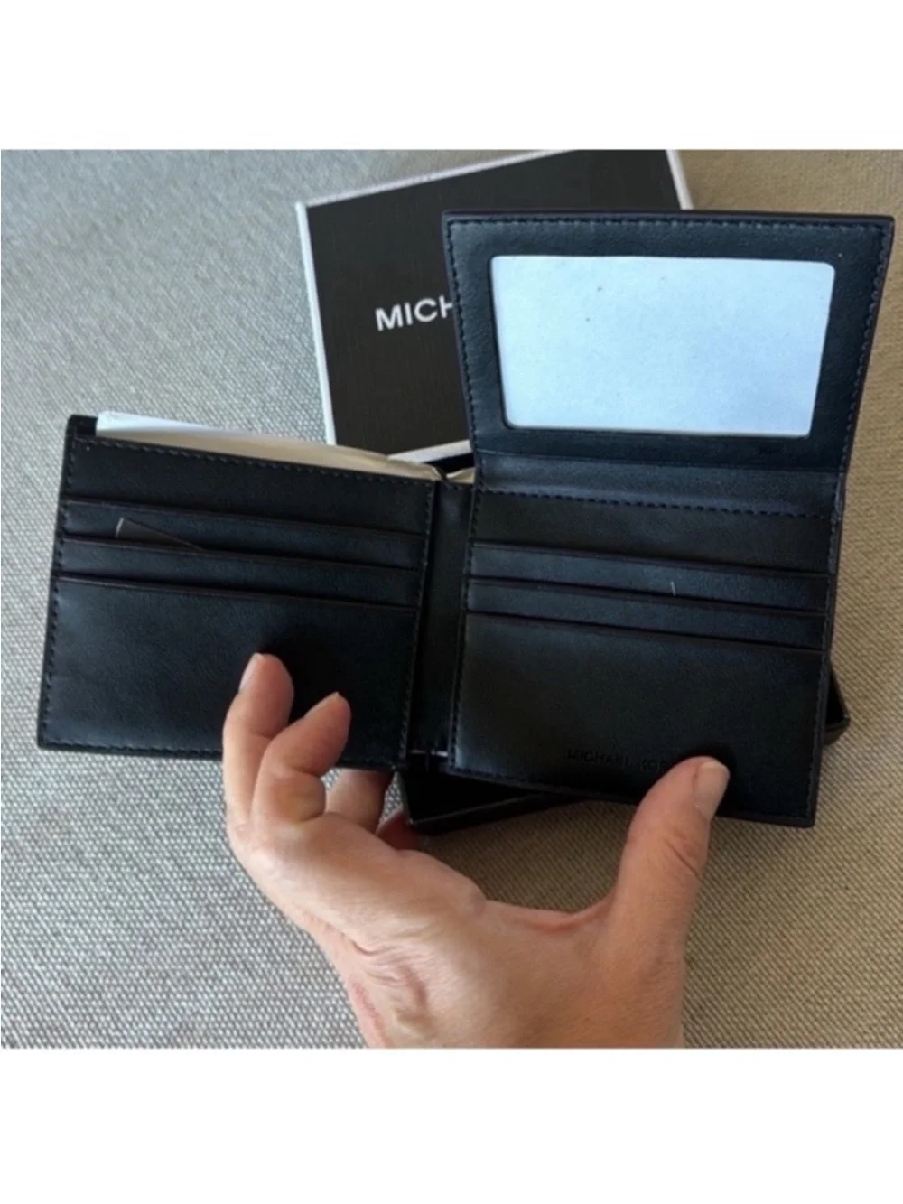 Michael Kors Men’s Andy MK Logo Leather L-Fold With ID Card Wallet Brown